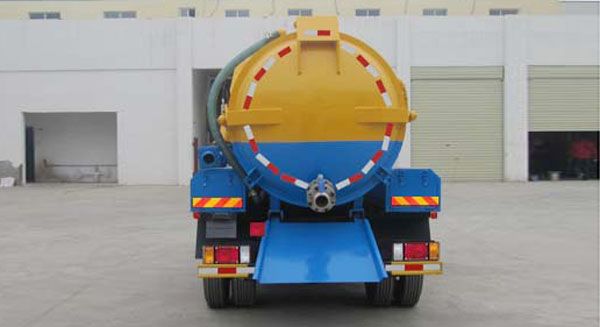 躍進(jìn)吸污車