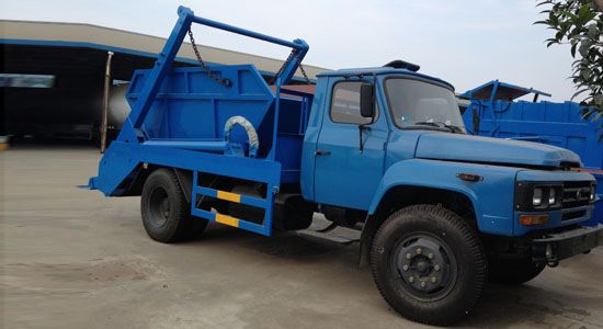 東風(fēng)145擺臂式垃圾車
