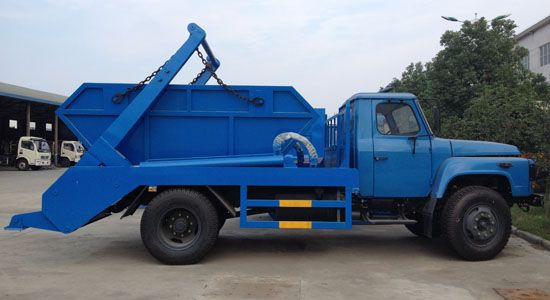東風(fēng)145擺臂式垃圾車