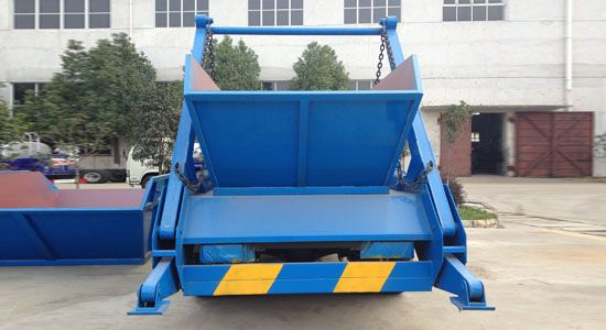 東風(fēng)145擺臂式垃圾車